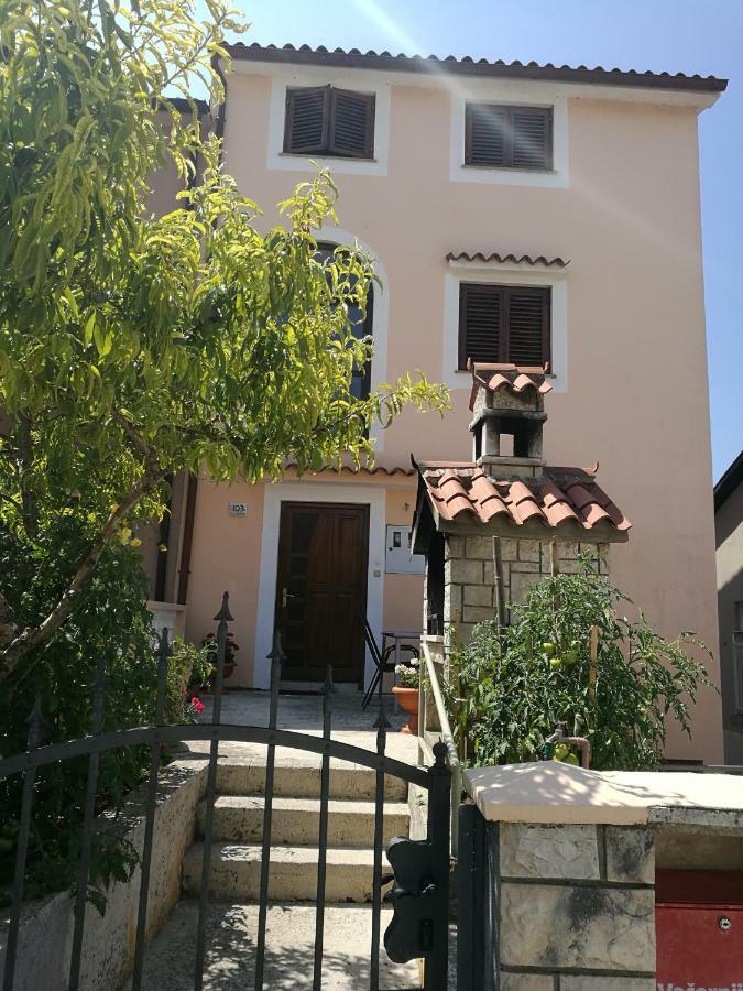 Apartman Ivankovic*** プーラ エクステリア 写真