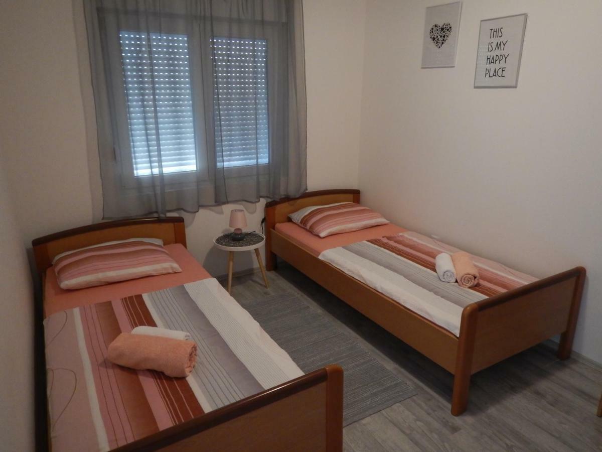 Apartman Ivankovic*** プーラ エクステリア 写真